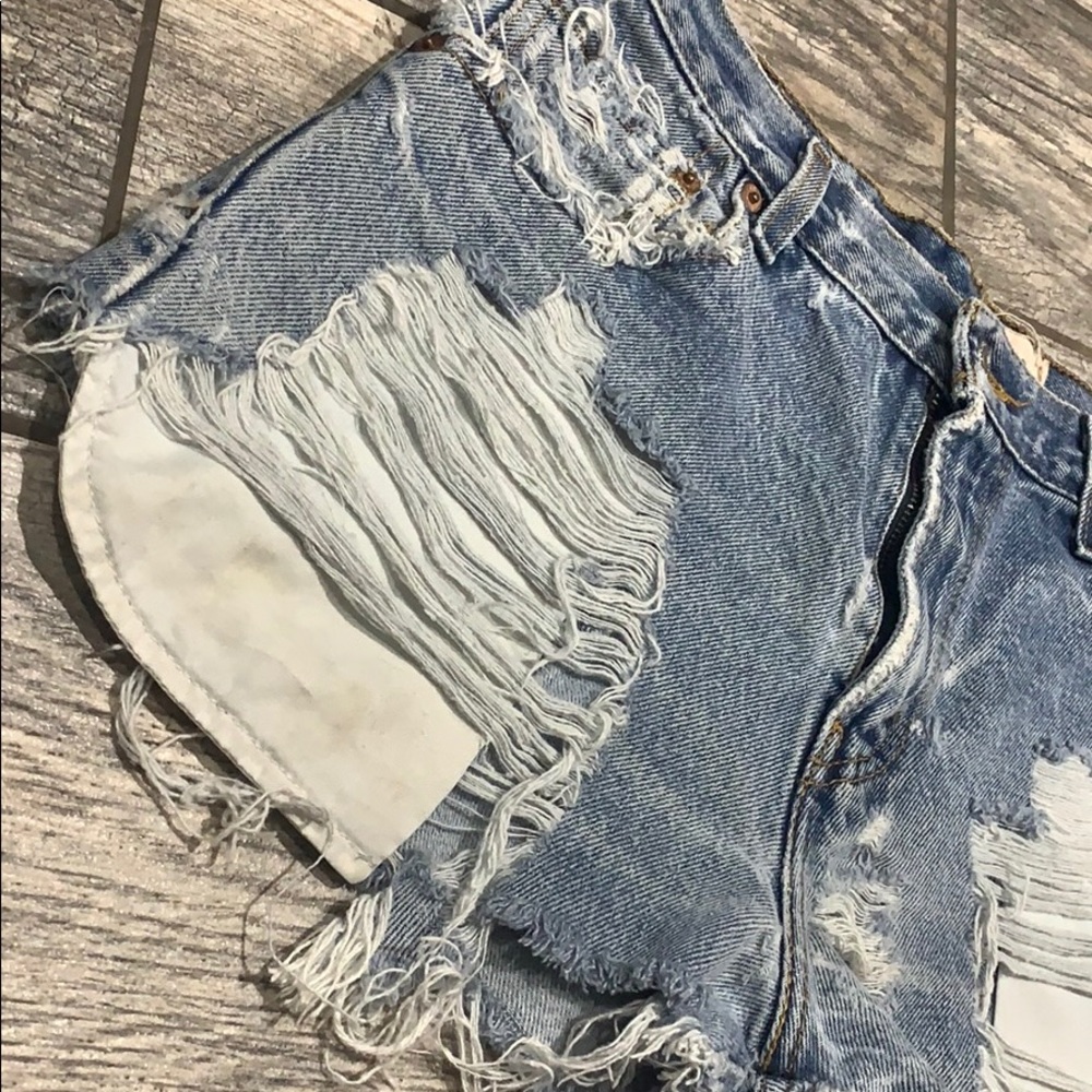 Vintage Levi’s shorts furst of a kind blue distres - Picture 4 of 8